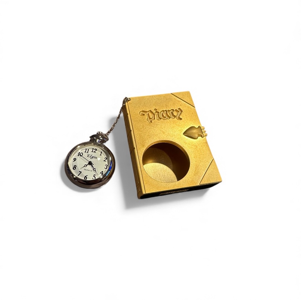 Vintage Elgin Gold Diary with Pocket Watch Design Miniature Clock - Picture 2 of 8